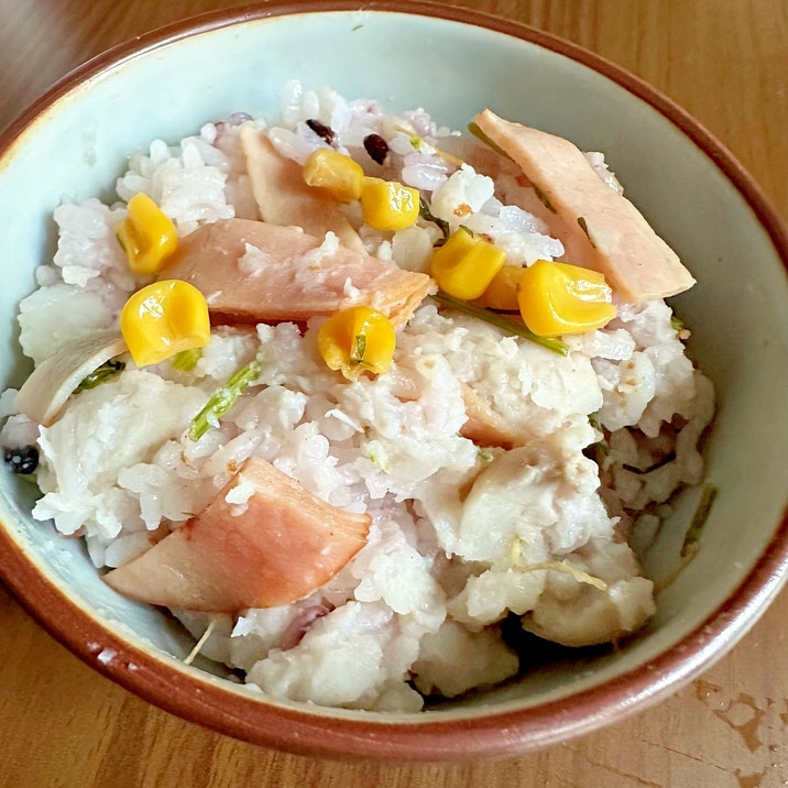 里芋とハムの混ぜご飯♡*。
